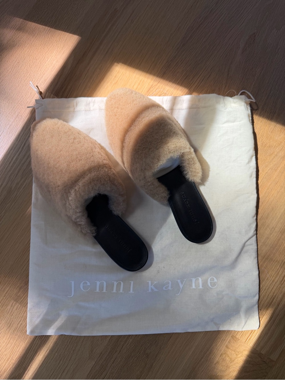 NEW Jenni Kayne Plush Shearling Slide Mules - Beige 39